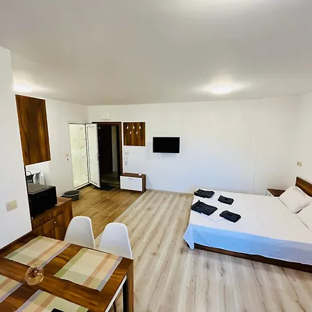 студиа тутхон Apartment