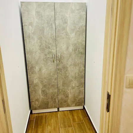Apartamento тутхон