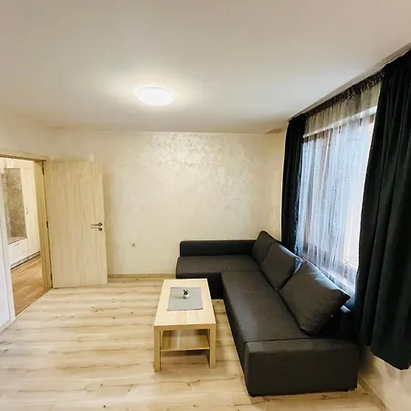 Apartamento тутхон